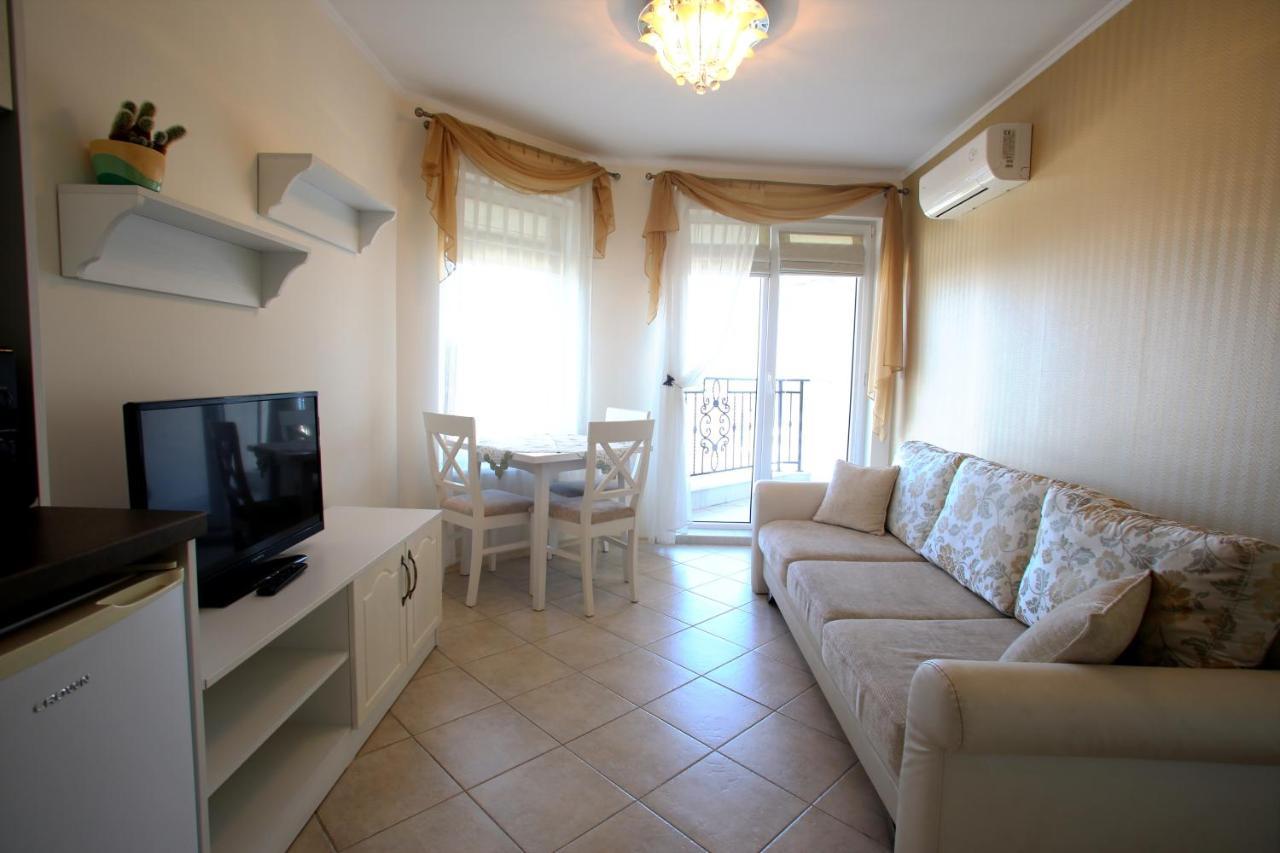 Villa Livia Boutique Apartments Ράβντα Εξωτερικό φωτογραφία